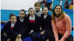 BIEN IGUAL. El equipo que representó a Pilar. .