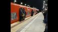 El Belgrano Norte lleno, al partir de la estación Montes. El Belgrano Norte lleno, al partir de la estación Montes.