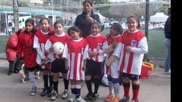 Las chicas se quedaron con el título..