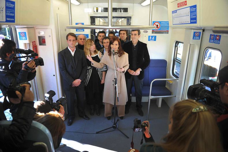 OTRO TIMPO. Cristina Kirchner inauguró la vuelta del tren a Manzanares en 2014.