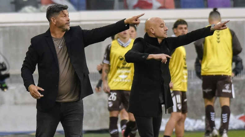 DUPLA. Sergio Gómez (izquierda) y Favio Orsi (derecha) durante su paso por Platense.