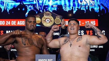 El pesaje: Ringo Juárez llegó a 128,350 kg, mientras que Savaje acusó 131,150 kg.