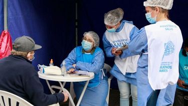A LA CALLE. El operativo Detectar se llevó a cabo en el barrio Santa Teresa..