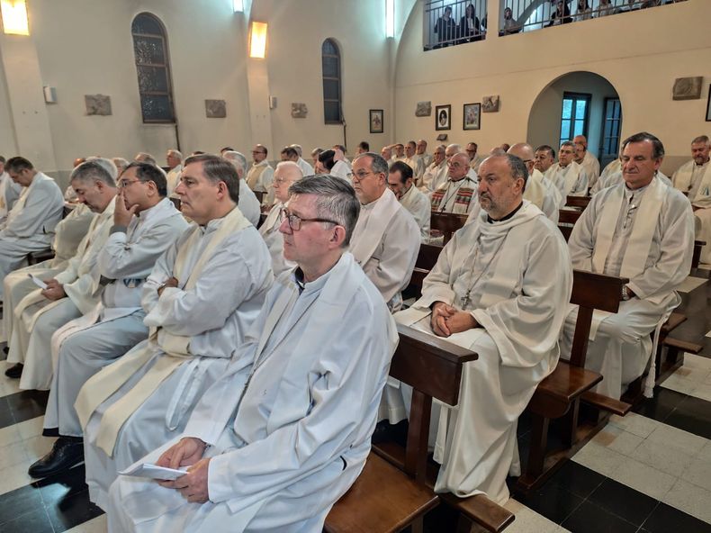 Los obispos est&aacute;n reunidos en El Cen&aacute;culo-La Montonera.