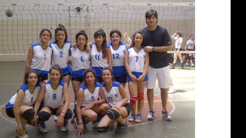 El Sub 14 derrotó 25-15 y 25-16 a Los Indios..