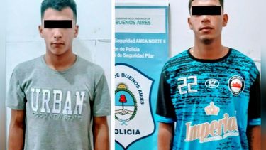 Los detenidos de 19 y 22 años integraban una banda de motochorros que cometió al menos seis robos en diciembre..