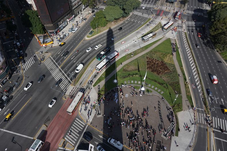 El Obelisco estrena mirador. (Clarín)..jpg