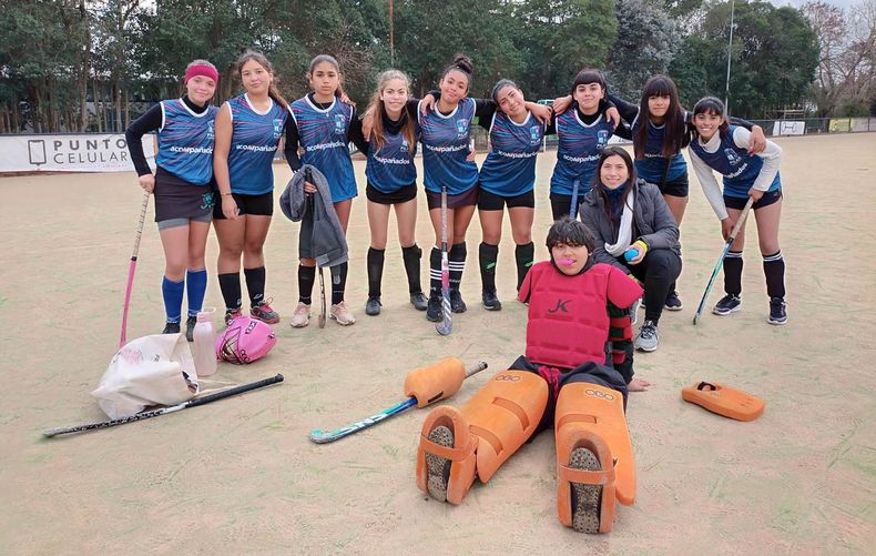 CLASIFICACIÓN. La Sub 14 de Hockey de Pilar accedió al Interregional.