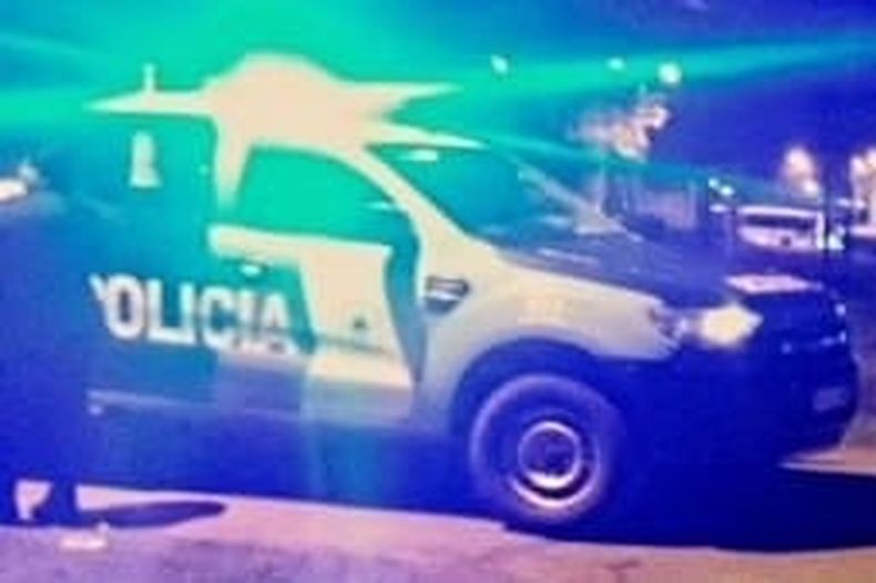 El atacante continúa prófugo y es intensamente buscado por la policía.&nbsp;