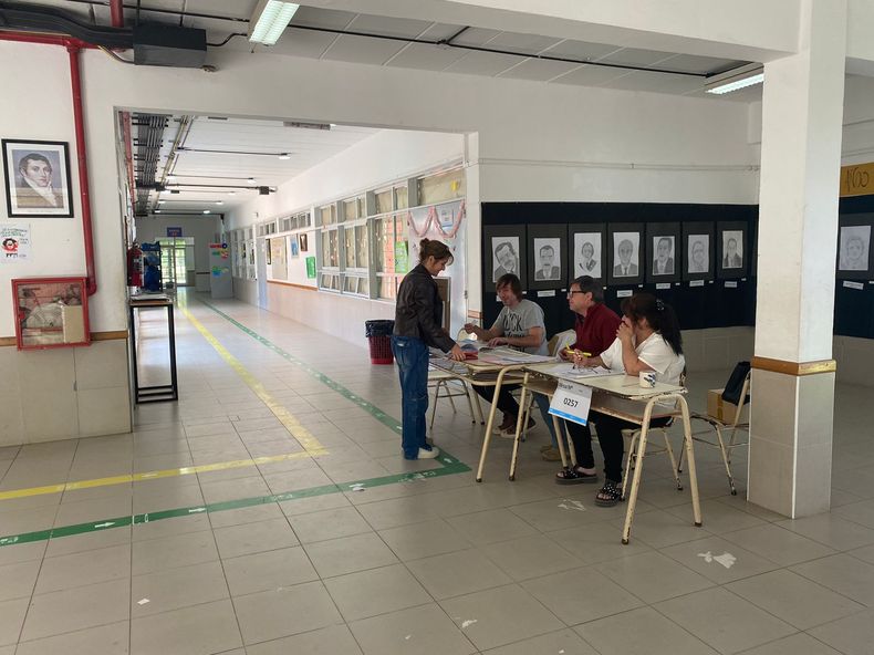 Tranquilidad en la Secundaria N°9 de Fátima.