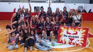 Sportivo Pilar sumó su segundo título en la Liga Municipal femenina.