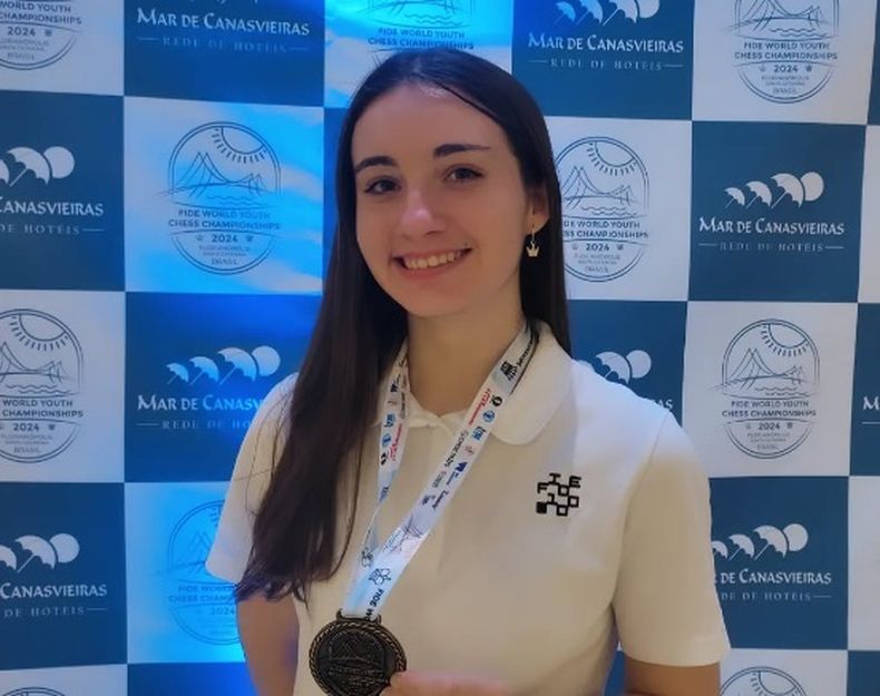 Belén Francisco sumó una medalla internacional virtual en la FIDE.