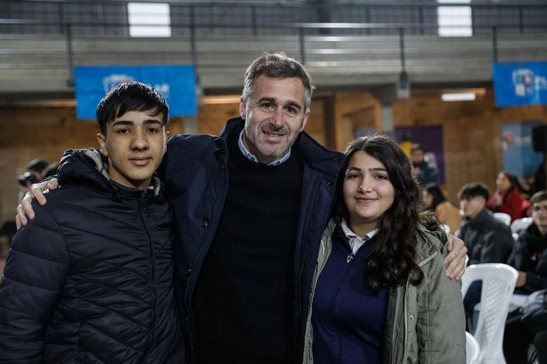 El intendente Federico Achával en el Parlamento Juvenil del Mercosur organizado en el Club Municipal Lagomarsino.&nbsp;