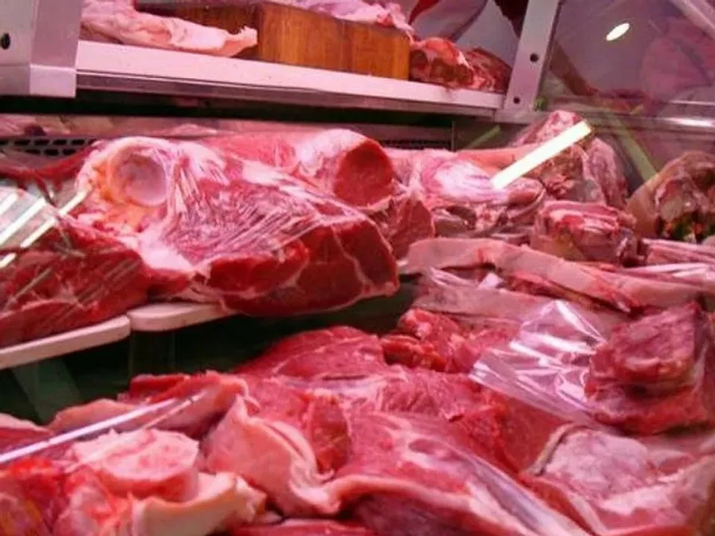 Segn el IPCVA el precio de la carne vacuna aument 61 en abril y 651 en un ao El pollo subi 8 y el cerdo 17 Impactar en la inflacin
