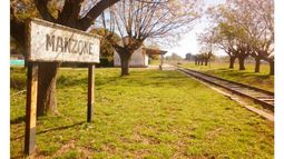 103. La estación está de cumpleaños. .