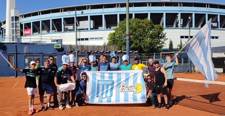Racing Club llega a Pilar de la mano de Santiago Rodríguez Taverna.