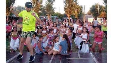 Fiesta de ritmos en Peruzzotti