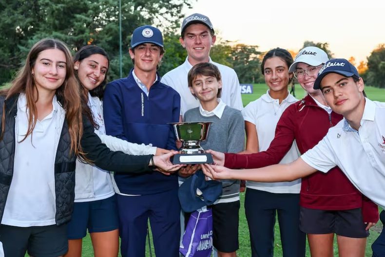El Colegio Saint John´s se llevó el primer lugar en competencia por equipos.