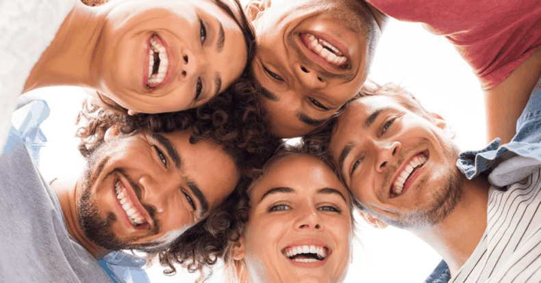Día Mundial de la Sonrisa. (thinkmefirst.com)..png