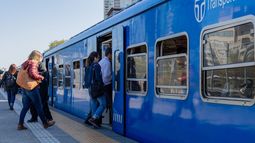 Los coches del tren San Martín necesitan reparación desde hace varios años. Los coches del tren San Martín necesitan reparación desde hace varios años.