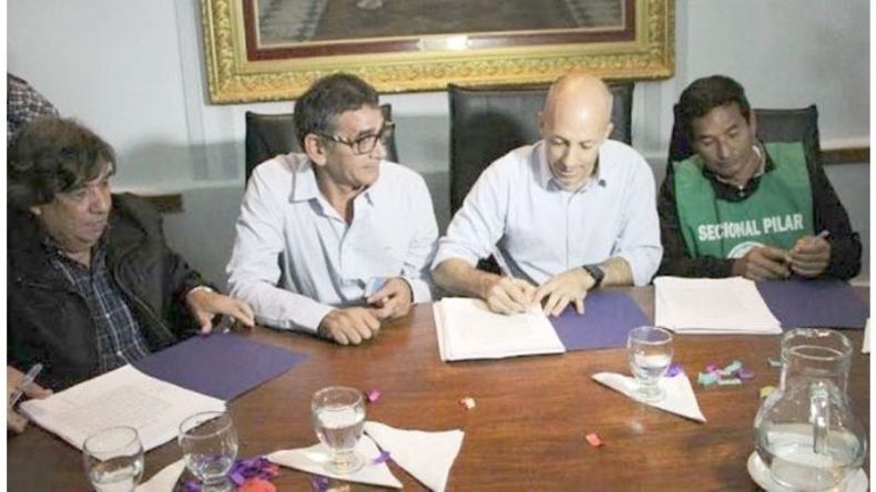 MESA. La paritaria cerró hace un mes, pero los gremios dicen que ya no alcanza..