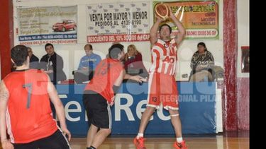 Atlético hace historia en casa