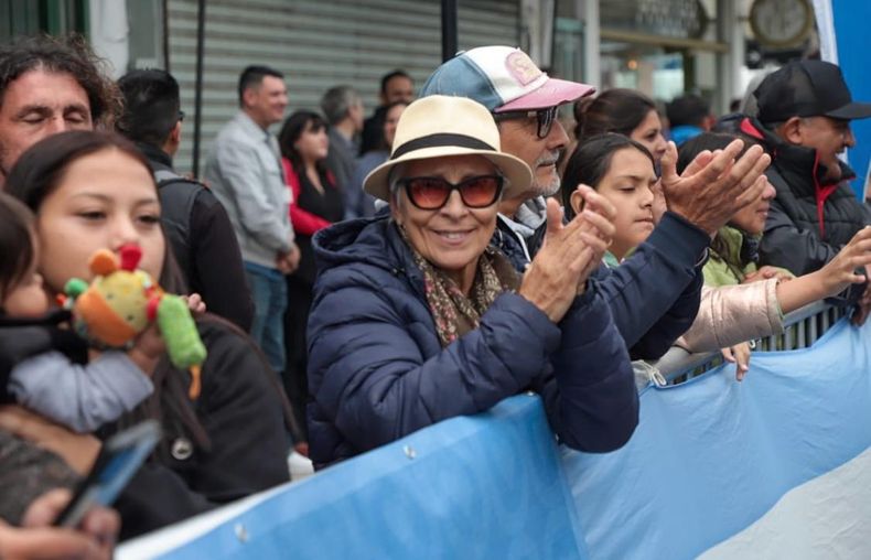 desfile 24