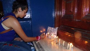 JUSTICIA. en la puerta del municipio militantes del Movimiento Evita montaron un altar..
