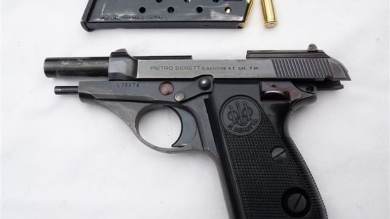 Una Beretta 7.65, similar a la robada..