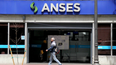 Enterate en la siguiente nota todos los jubilados, pensionados y asignaciones de ANSES que reciben hoy sus haberes según su terminación de DNI. Enterate en la siguiente nota todos los jubilados, pensionados y asignaciones de ANSES que reciben hoy sus haberes según su terminación de DNI.