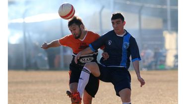 El líder perdió y se abrió el juego
