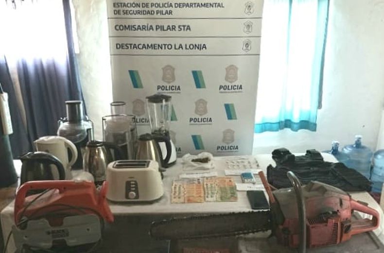 Los elementos secuestrados durante los allanamientos realizados en Del Viso.