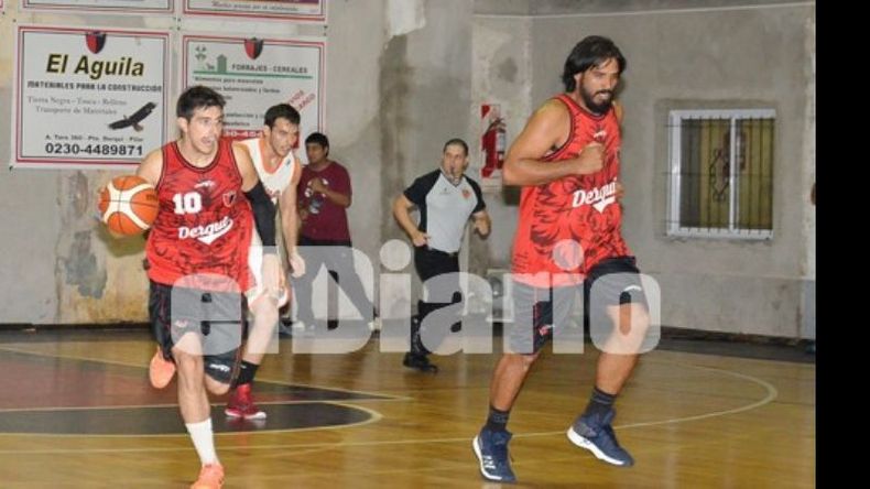 A Gutiérrez (izq.) se le cortó el debut en Derqui..