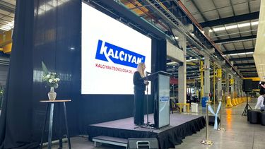 Kalciyan es la principal fabricante de vidrio plano de la Argentina.