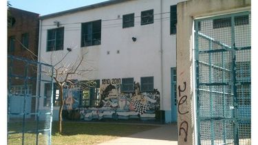 REDUCCIÓN. La escuela 4 de Del Viso, una de las más afectadas por el recorte..