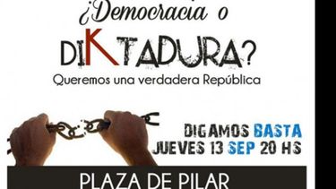 El afiche que convoca a través de las redes sociales..