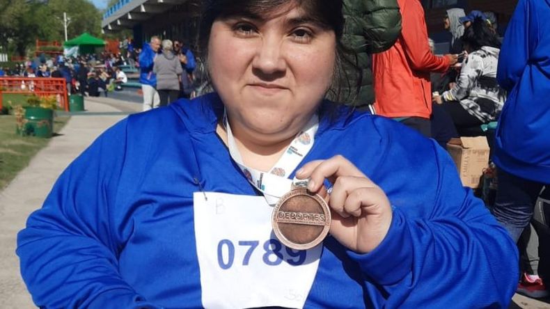 Gisela Campos bronce atletismo PCD.