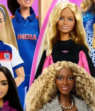 Barbie lanzó una colección de muñecas de 8 mujeres que inspiran al mundo Barbie lanzó una colección de muñecas de 8 mujeres que inspiran al mundo
