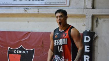 Lautaro Cabrera fue decisivo para que Presidente Derqui tenga un estreno ganador. Lautaro Cabrera fue decisivo para que Presidente Derqui tenga un estreno ganador.