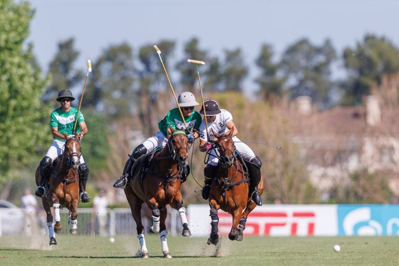 Ellerstina se le plantó a La Natividad y los 4 equipos de la Zona A pueden ser finalistas.