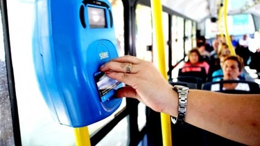 BOLETAZO. Transporte quedó como la división con mayor aumento en abril.