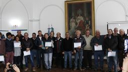 Sentido homenaje a expilotos de Turismo Carretera