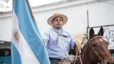 Hubo desfile de instituciones y centros tradicionalistas.&nbsp;