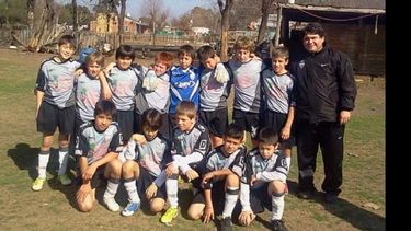 Los chicos de la 2002 de Fénix tuvieron su gran domingo con una goleada..