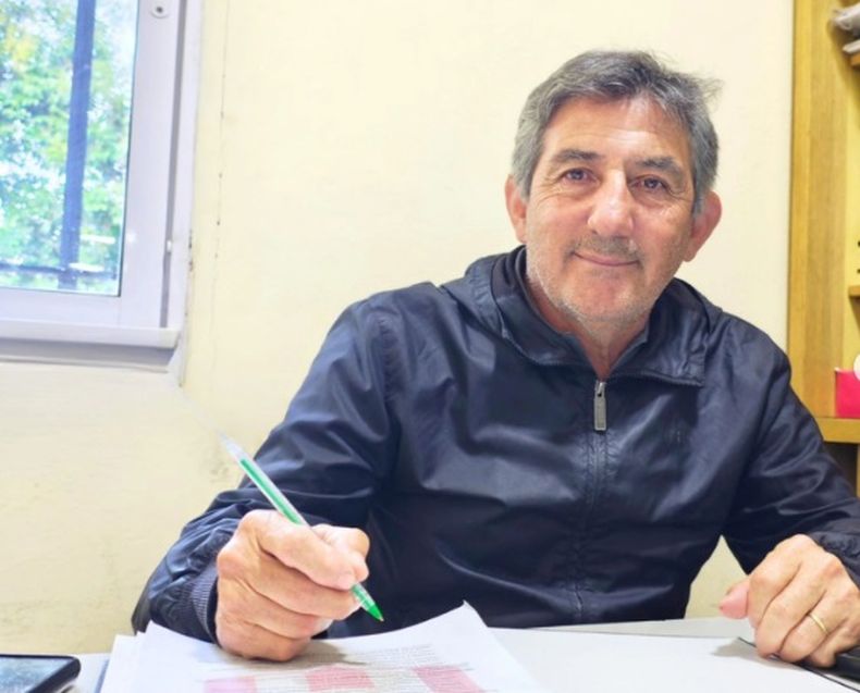 Pichi Escudero rubricó su vínculo con Atlético Pilar.