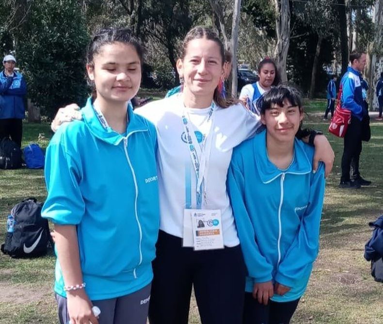 Pilar aseguró las medallas conseguidas por Antonella Ayala y Luna Radaelli.