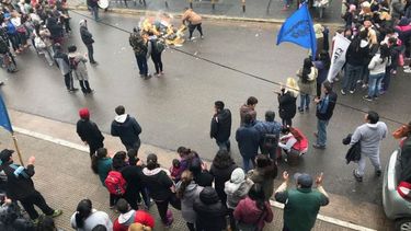 Protesta y piquete en las oficinas de Edenor