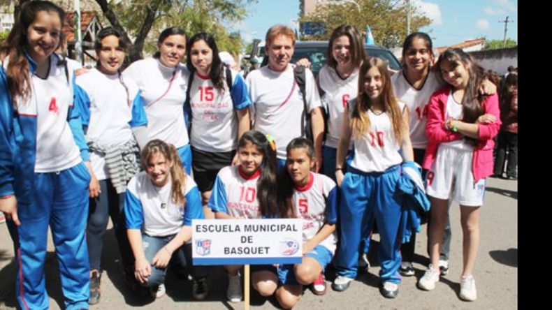La Escuela de Básquet femenino siempre es protagonista en los Juegos BA..