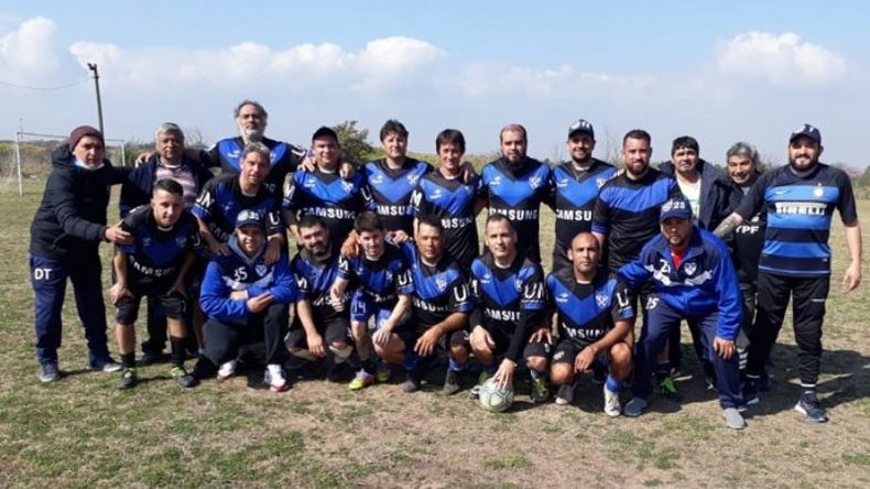 La formación de NN Grand Bourg, puntero de Mayores de 35 años..