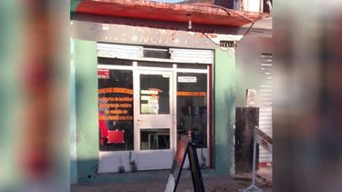 CERRADO. Por el local del comedor, se pagaron 14 mil pesos de luz..